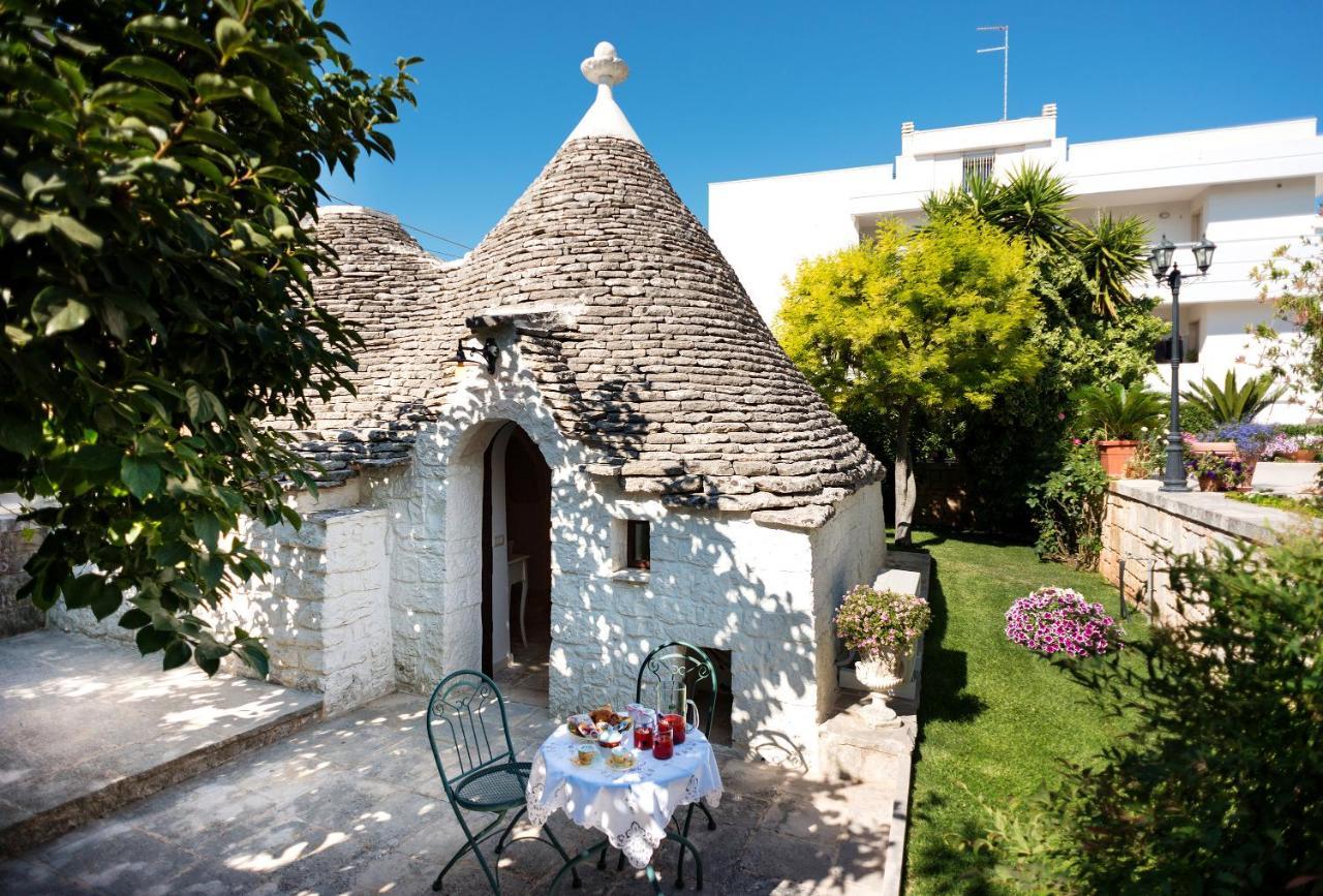 Trullo Giardino Fiorito Bed & Breakfast Alberobello Dış mekan fotoğraf